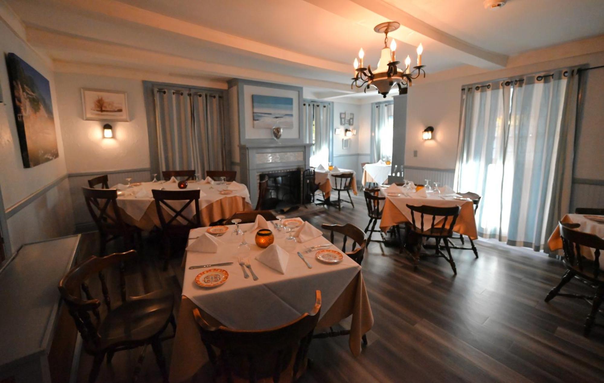 La Perla Restaurant & Country Inn イブリル・パーク エクステリア 写真